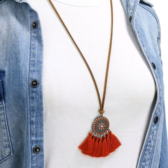 Boho Tassel Necklace Set - Picture 3 of 3